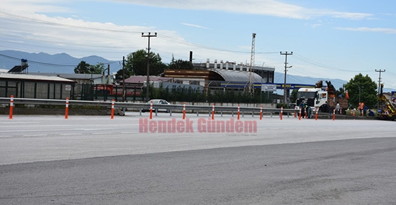 Ölüm Kavşağı Trafiğe Kapatıldı