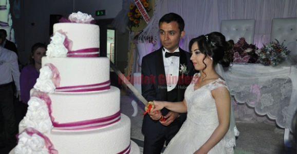 ÖMÜR BOYU EVET DEDİLER