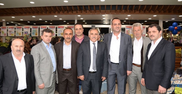 “ONE MİNUTE” DEMEYE DEVAM ETMEK İÇİN…