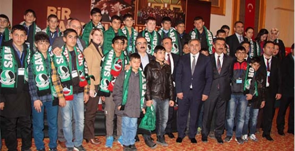 ÖRNEK BİR KİŞİLİK ALİ GAFFAR OKKAN