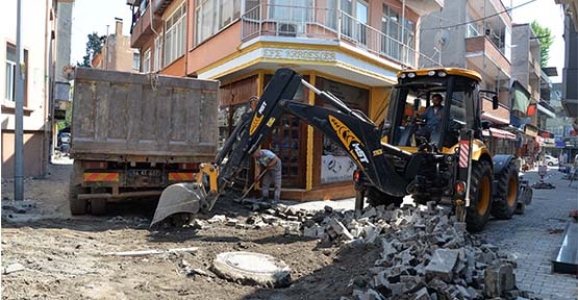 ORTA ÇARŞI DÜZENLEME ÇALIŞMALARI BAŞLADI