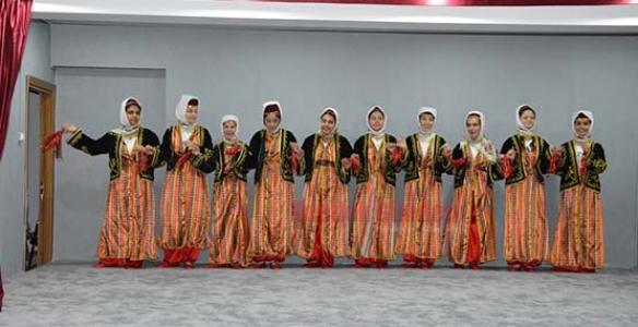 ÖZEL ÇOCUKLARIN GÖSTERİLERİ BÜYÜK BEĞENİ TOPLADI