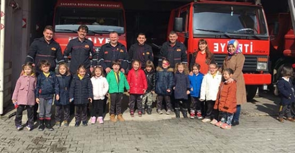 PIRILTI ANAOKULU ÖĞRENCİLERİ İTFAİYEYİ GEZDİ
