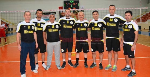 PIRILTI, ÇAMLICA KARŞISINDA PIRILDADI 