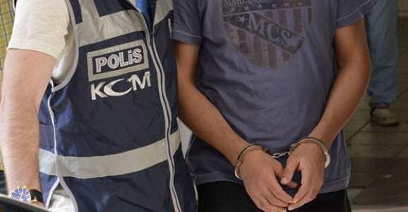 POLİS GASPÇILARI KISA SÜREDE YAKALADI