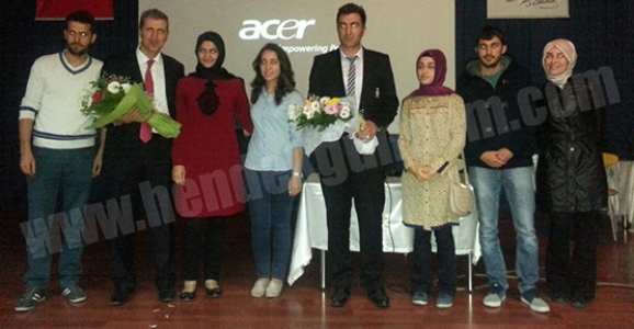 POLİSTEN ÖĞRENCİLERE KARİYER GÜNLERİ SEMİNERİ