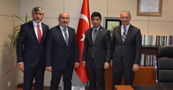 PÜSKÜLLÜ, ANKARA’DA