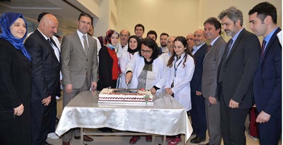 PÜSKÜLLÜ, DOKTORLARIN TIP BAYRAMINI KUTLADI