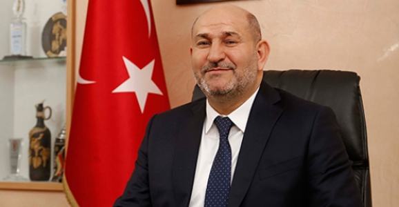 PÜSKÜLLÜ ÖĞRETMENLER GÜNÜNÜ KUTLADI