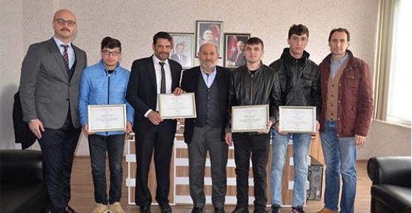 PÜSKÜLLÜ, PROJEDE ÇALIŞAN HOCALARA TEŞEKKÜR ETTİ