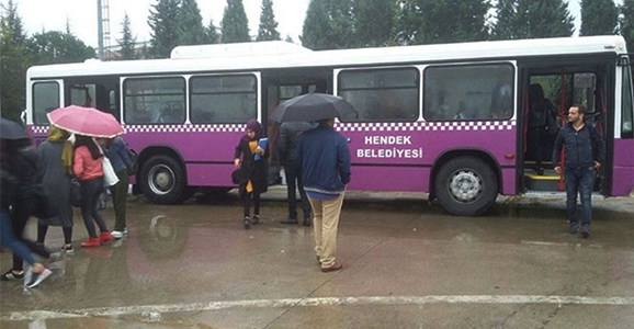 Rektör Savaşan Öğrenci Servislerine Çözüm Arıyor