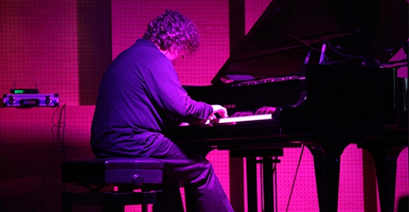  SKARAYA'DA PİYANO RESİTALİ