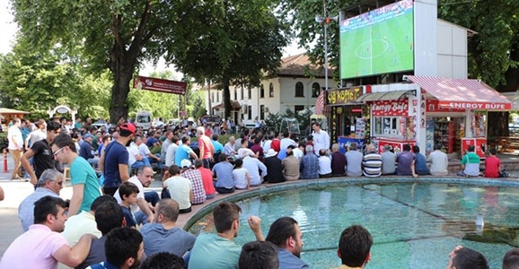 Sakaryaspor Maçı Dev Ekran'dan Verilecek