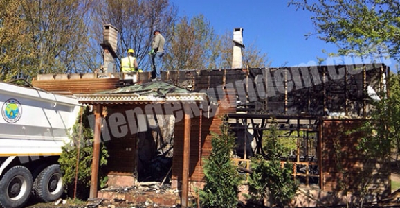 SALMAN DEDE MİSAFİRHANESİ TAMAMEN YANDI