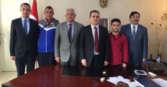 ŞAMPİYON KAYMAKAMLIKTA 