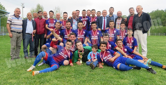 ŞAMPİYON YEŞİLYURT BELDESPOR KUPASINI ALDI