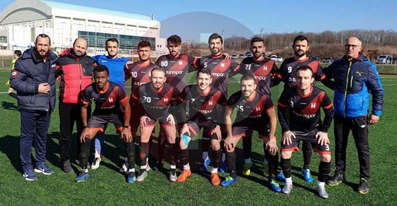 Şampiyonluk Yolunda Bir Engeli Daha Aştılar