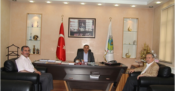 SERENLİ CUMA NAMAZINDA HENDEK’TEYDİ 