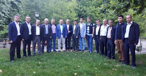 SOFU, İL VE İLÇE BAŞKANLARINA İFTAR VERDİ