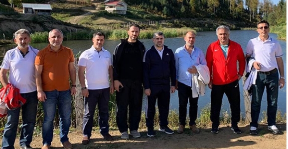 Sofu Misafirlerine Çiğdem ve Turnalık Yaylalarını Gezdirdi