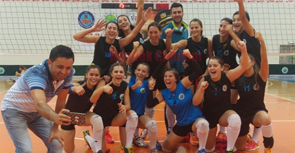 SULTANLAR KAZANMASINI BİLDİ