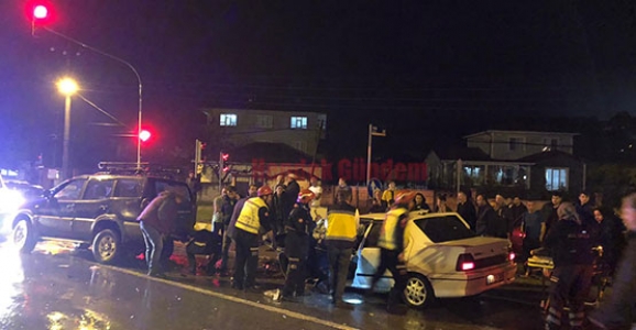 Sürücü Araçta Sıkıştı