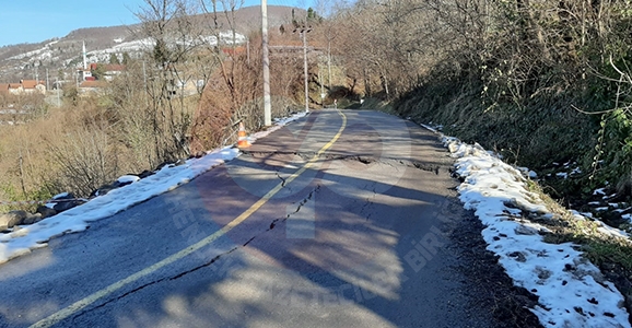 Tehlike Geliyorum Diyor