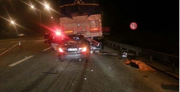 TEM HENDEK’TE FECİ KAZA 1 ÖLÜ 6 YARALI