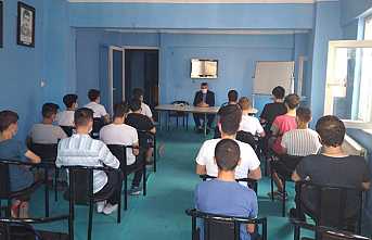 Hendek’te Genç Ülkücülere Teşkilatçılık Semineri