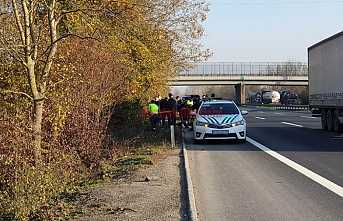 Cesedi Yol Kenarında Bulundu