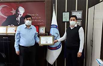 Hendek’te Başarılı Olan Eğitimcilere Kalite Ödülü