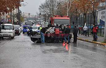 Takla Atan Araçta 1 Kişi Yaralandı
