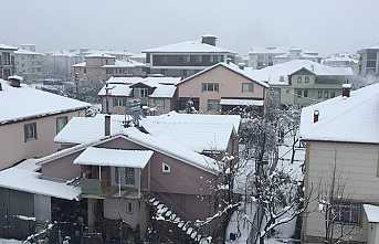 Hendek Beyaza Büründü