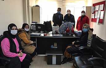 Hendek Ülkü Ocakları Minik Yürekleri Isıttı