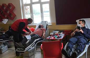 Yeşilyurt İmam Hatipten Kan Bağışı Kampanyası