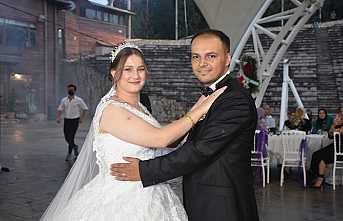 Pelin ve Mert Ailesinin Mutlu Günü