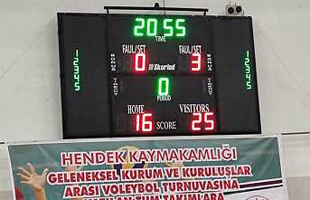 ‘15 Temmuz Şehitleri Voleybol Turnuvası Başladı