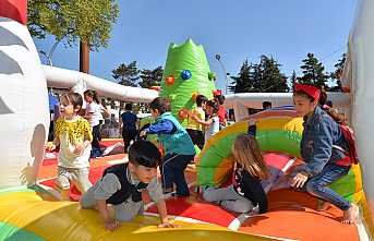 Çocuklara ‘Bizim Turgut’ Hediyesi