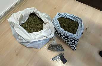 9 Kilo 730 Gram Esrar Yakalandı