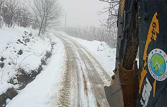 Hendek Belediyesi’nin Karla Mücadelesi Başladı