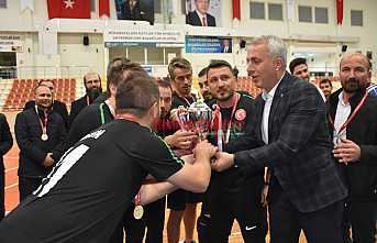 Şampiyon Aydın Kuruyemiş