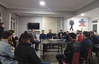 Ak Gençlik’te Önce Toplantı, Sonra Film Etkinliği