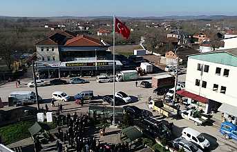 Yeşilyurt’a Dev Türk Bayrağı