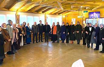 Ak Kadınlar Hendek'te Toplandı