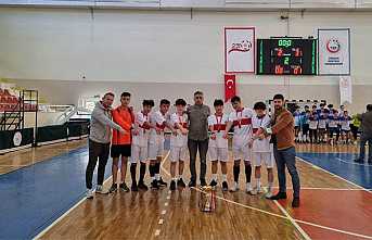 Genç Erkekler Şampiyon Osmangazi Mesleki Ve Teknik Anadolu Lisesi