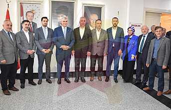 Yüce Hendek'te Müjdeyi Verdi