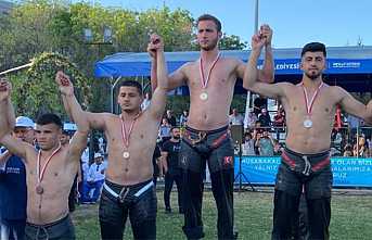 Büyükşehirli Pehlivanlardan 4 Madalya