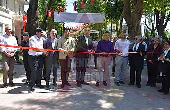 Mozaik ve Resim Sergisi Açıldı