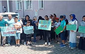 Velilerden İkili Eğitime Tepki