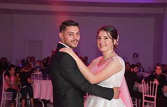 Hilal ile Semih Mutluluğa Yelken Açtı